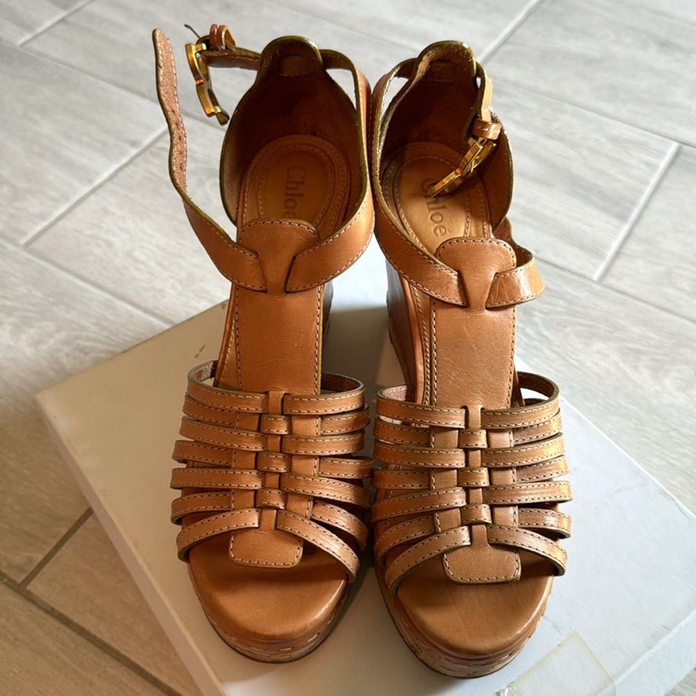 Chloe Fedra cognac wedge size 39